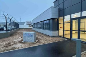 rehabilitation-bureaux-vestiaires-MontreuilJuigné-2